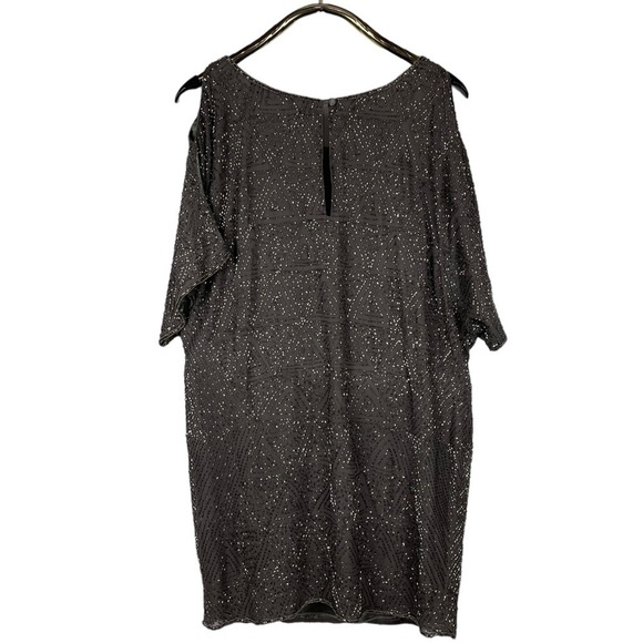 PISARRO NIGHTS BEADED SILK COLD SHOULDER GRAY SILVER COCKTAIL PARTY DRESS - Picture 4 of 14